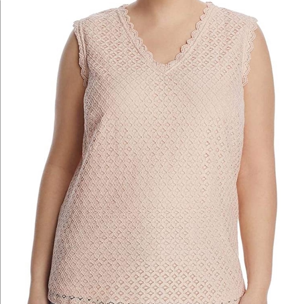 NWT Women's Plus Size Crochet Lace Sleeveless Top